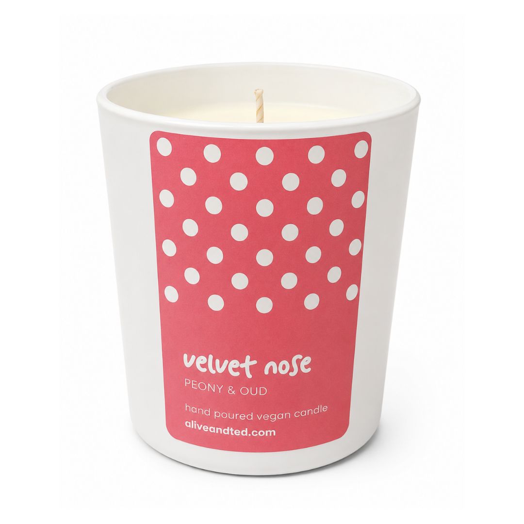 Velvet Nose Candle